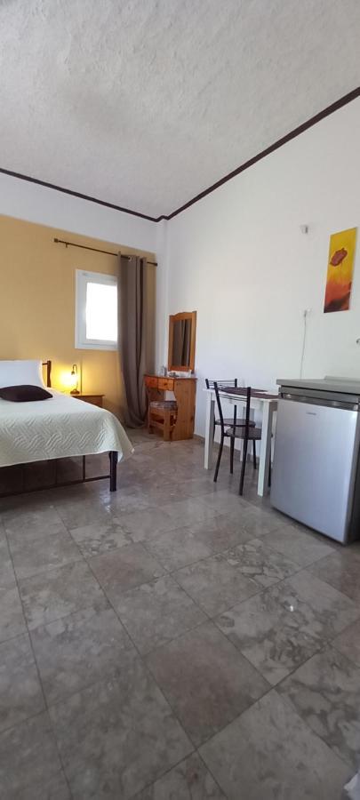 Nikis Apartments Ájos Górdios Eksteriør bilde